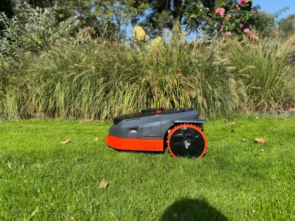 Segway Navimow X350e Robotmaaier + Gratis garage - Afbeelding 5