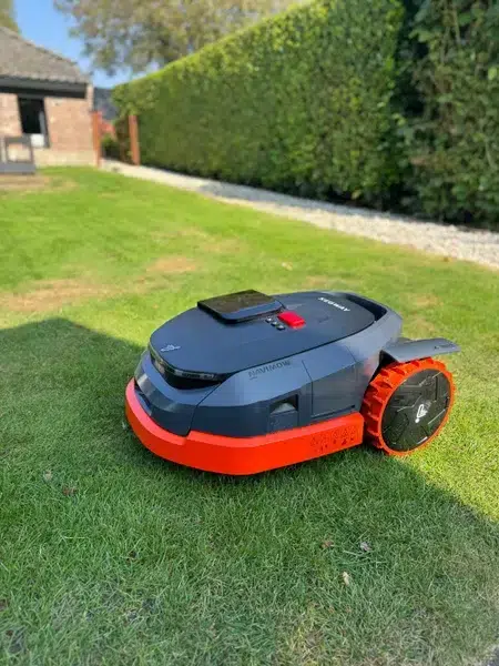 Segway Navimow X350e Robotmaaier + Gratis garage - Afbeelding 3